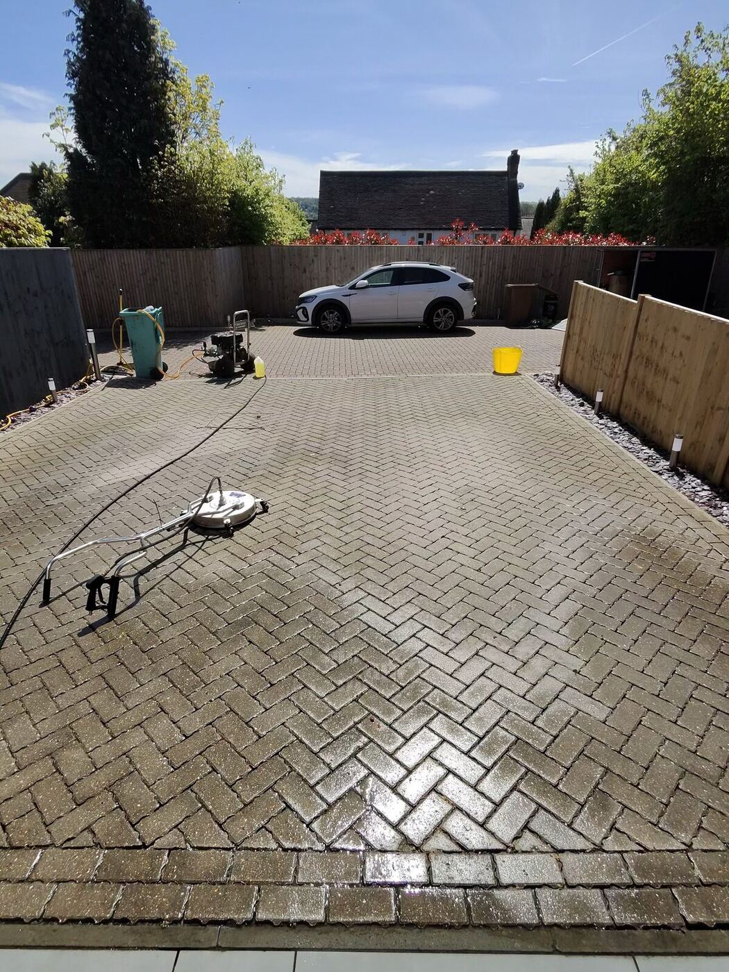 Spotless driveway finish