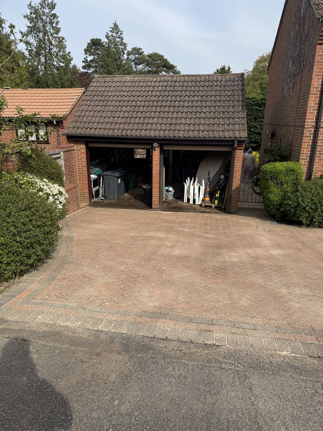 Render & Brick Cleaning in Caterham, Surrey